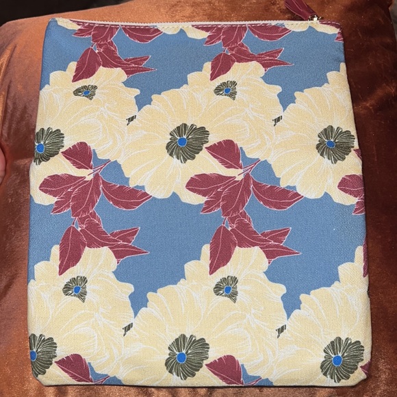 Rachel Pally Reversible Clutch - Picture 5 of 7